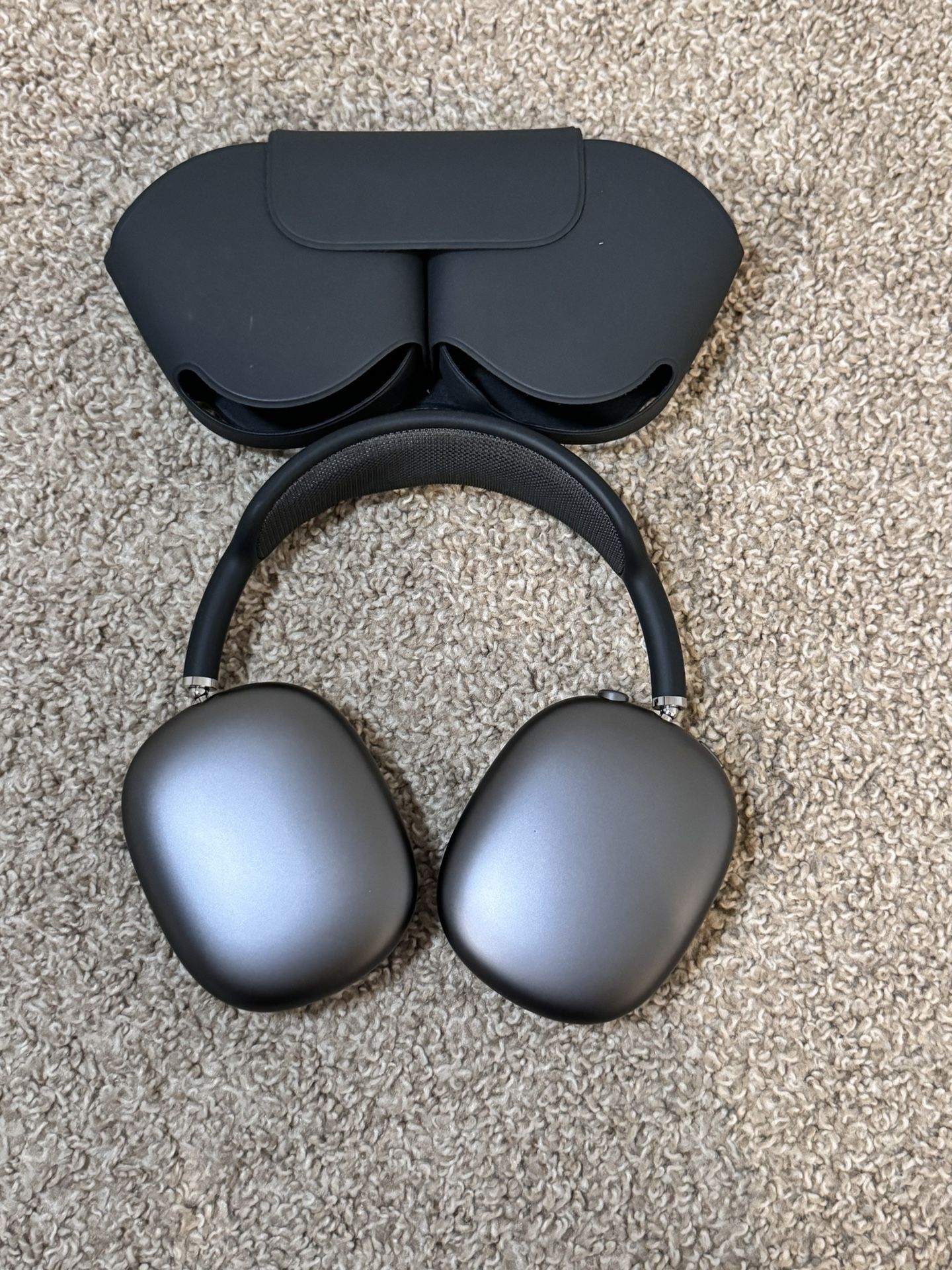 AirPods Max Space Grey