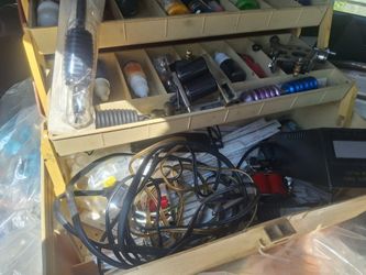 Random Tattoo Equipment 