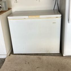 Frigidaire Chest Freezer