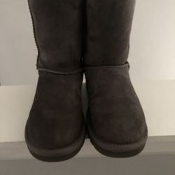 Boots Ugg, Short Classic, Gray, Size 8