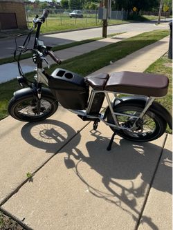 RadRunner Plus Electric Bike – 605 Miles – Great Condition – $1,000