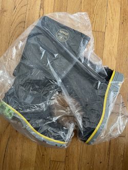 Serves Rain Tactical Boots Sz 5