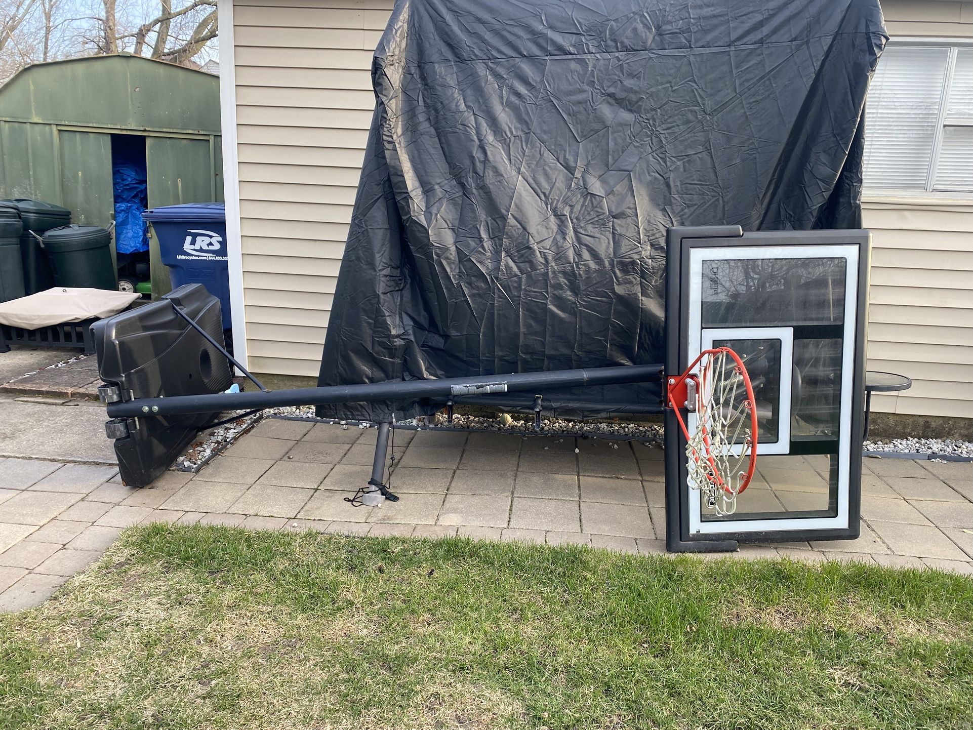 Outdoor Basketball Hoop