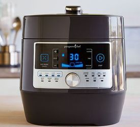 PAMPERED CHEF QUICK COOKER