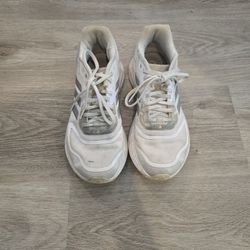 Size 7 Women Adidas Shoes