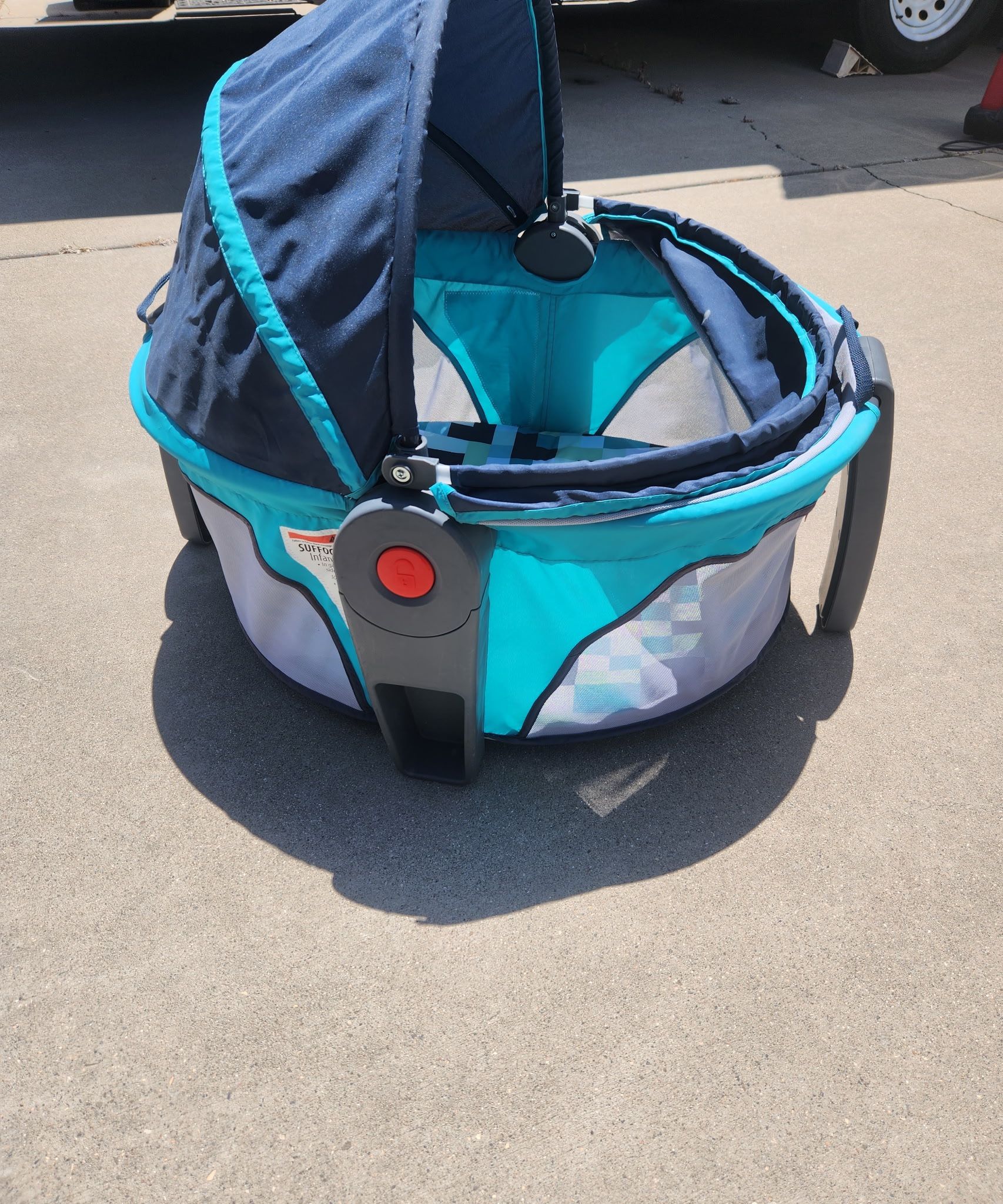 Fisher Price Bassinet On The Go