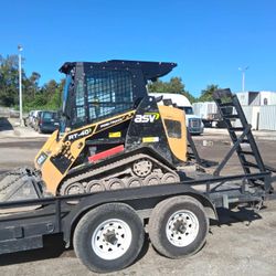 Bobcat Excavadora Volteó