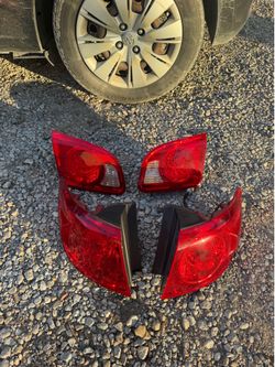 2007 Hyundai Sante Fe tail lights
