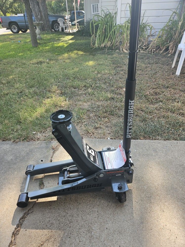 New Floor Jack