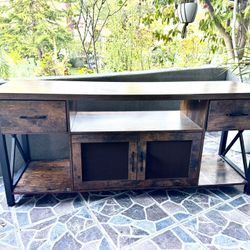 Tv Stand 