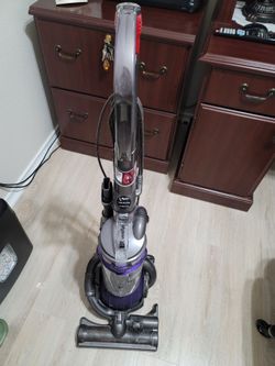 Dyson DC25 Vacum Cleaner