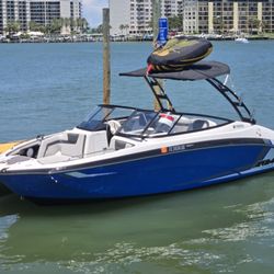 Yamaha AR240 (Ar242 / Ar250) 360HP 24ft Jet Boat 