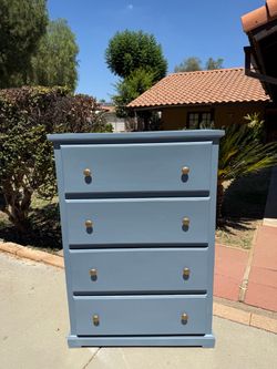 BEAUTIFUL SOLID WOOD Slate Blue  4-Deep Drawer Dresser w/Gold Knobs (Read Description)