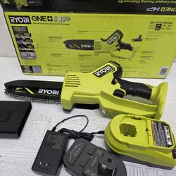 ✨️ $ 120 W2827 RYOBI
ONE+ HP 18V Brushless 8 in. Battery Compact Pruning Mini Chainsaw with 2.0 Ah Battery and Charger A44