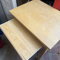 Computer desk