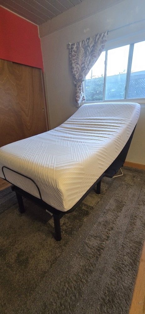Twin Bed W/ Adjustable Base & Matress