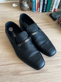 Guess men’s dress shoes 10.5