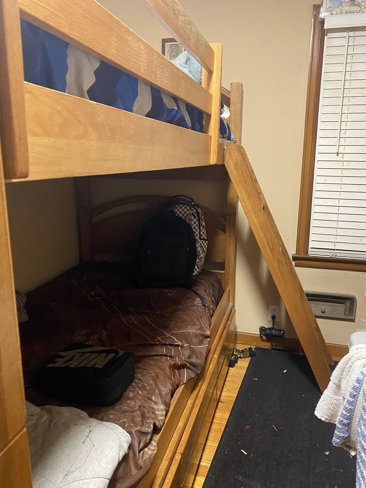 Wood College Bunkbed