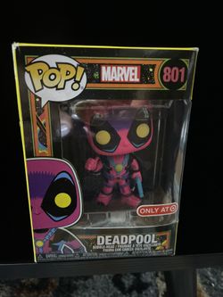 Pop Funko Deadpool Blacklight 801