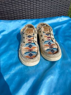 Twisted X shoes size 8