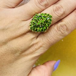 14k Peridot Cluster Ring 