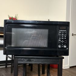 Hamilton Microwave 