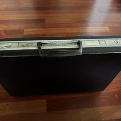 Samsonite slim briefcase