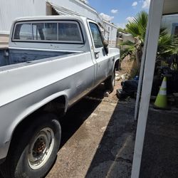 Chevy    1983  Silverado C30 Squarebody 