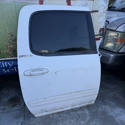 04-06 Toyota Tundra Right rear passenger door