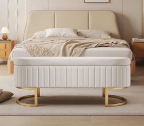 Velvet ottoman