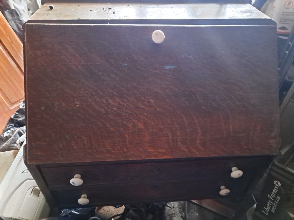 Antique Secretary Stylevwood Desk Chair And Lamp $ 59.00 Takes All