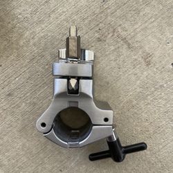 DW rack clamps
