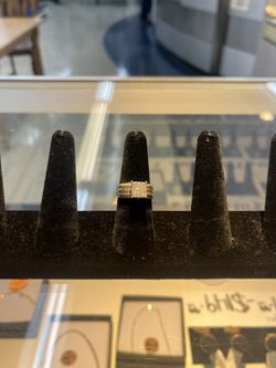 14k Gold Diamond Cluster Ring 