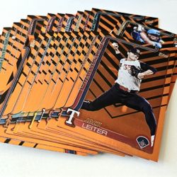 23 CT. -- 2025 Topps Update Baseball Holiday Foil Cards