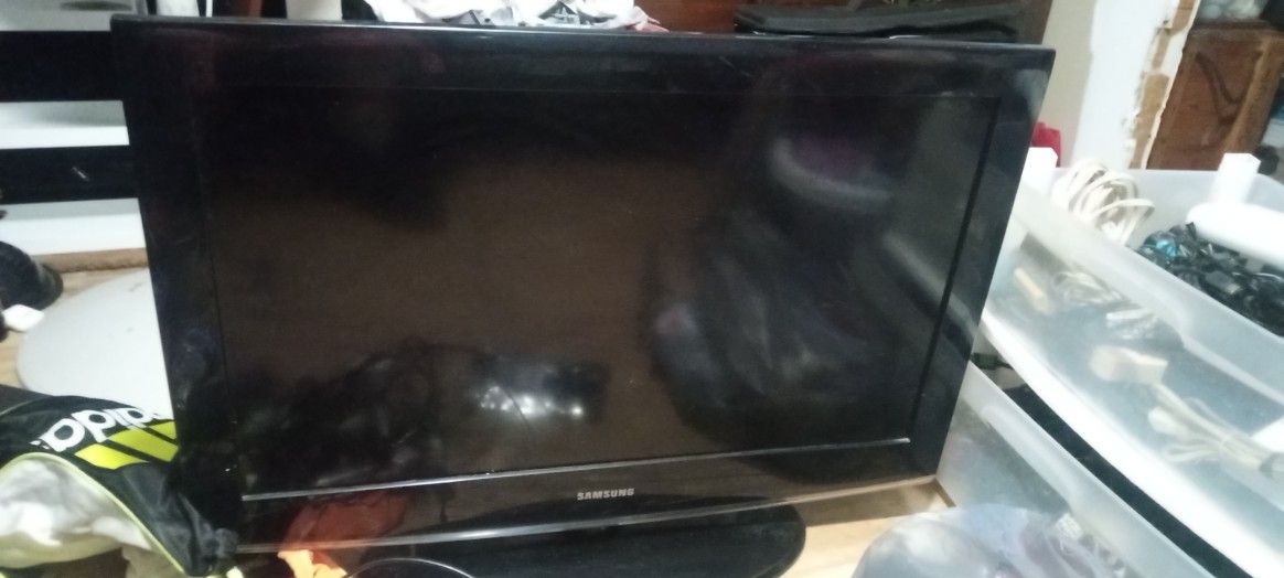 Samsung TV 32"
