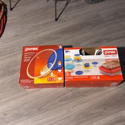 Pyrex Glass Containers