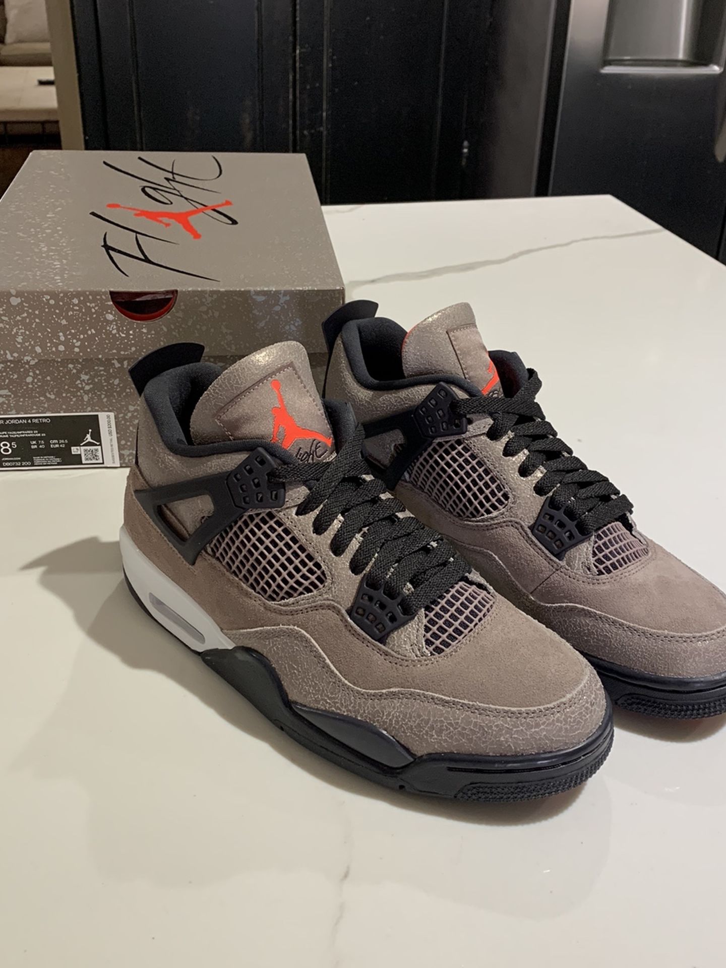 Jordan 4 Retro Taupe Haze - 8.5