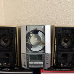 JVC FS-V100 compact stereo system.