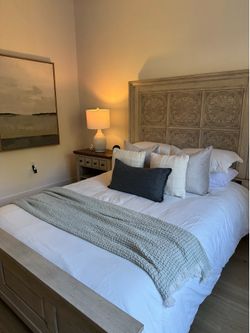 Beautiful Queen Bedroom Set,