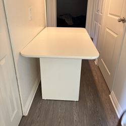 White Modern Table 