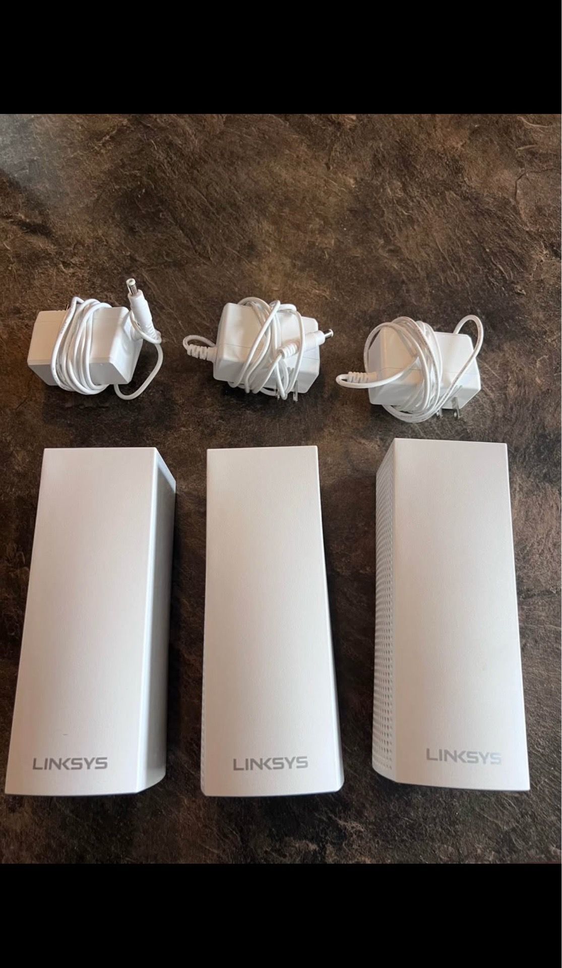 Linksys Velop WHW03 V2 3 Pack White Tri-Band Whole Home Mesh Wi-Fi Works Great!