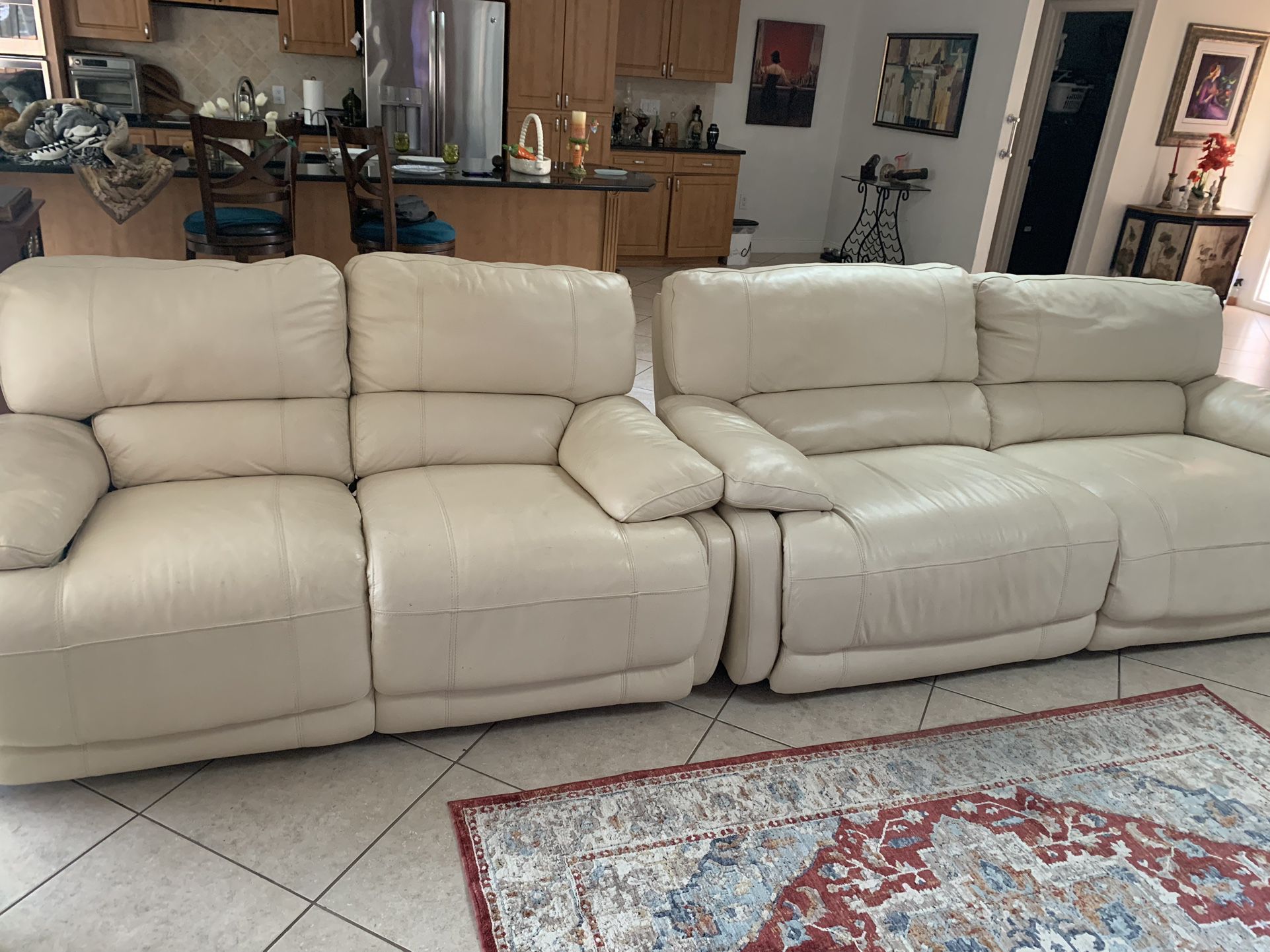 Wide Recliner Couch 