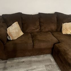 Free Couch 
