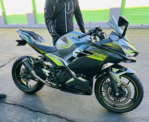 2021 ninja kawasaki 400 ABS