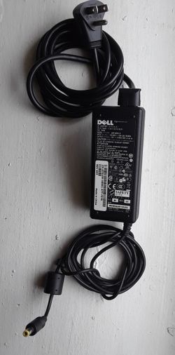 DELL AC ADAPTER FOR LAPTOP.