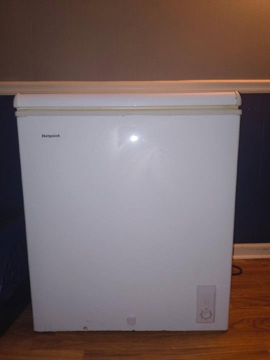 HotPoint Deep Freezer