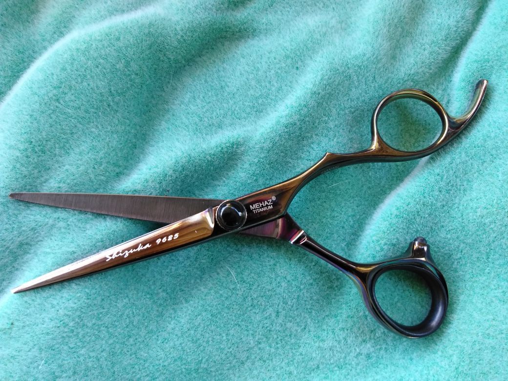 Professional Mehaz Shizuka 9625 shears