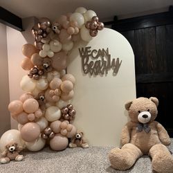 We Can Bearly Wait Decor