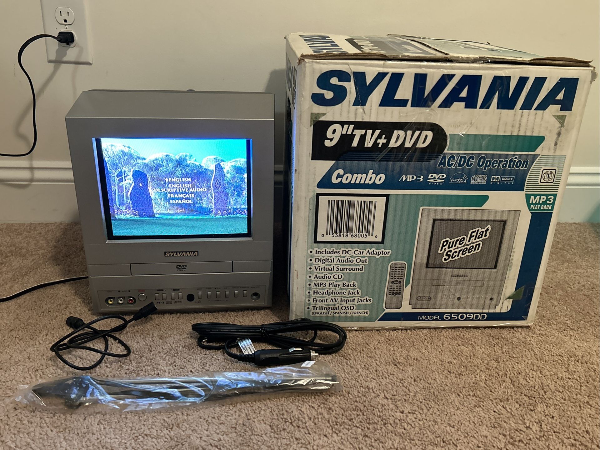 Sylvania 9” Tv Dvd Combo Great Retro Gaming Tv