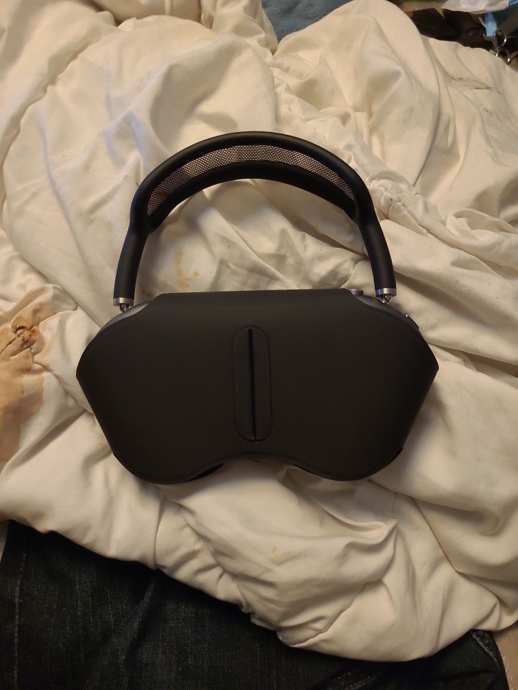 Airpod Max W/ Smart Case & Charger